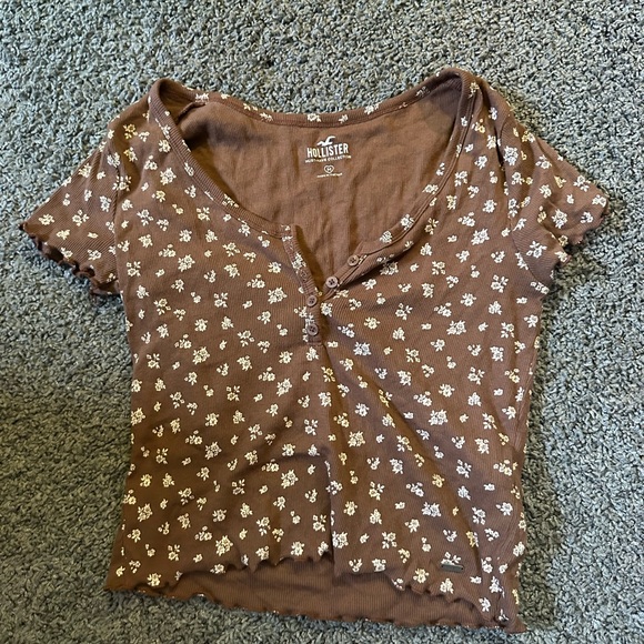Brown floral holister top - Picture 1 of 2